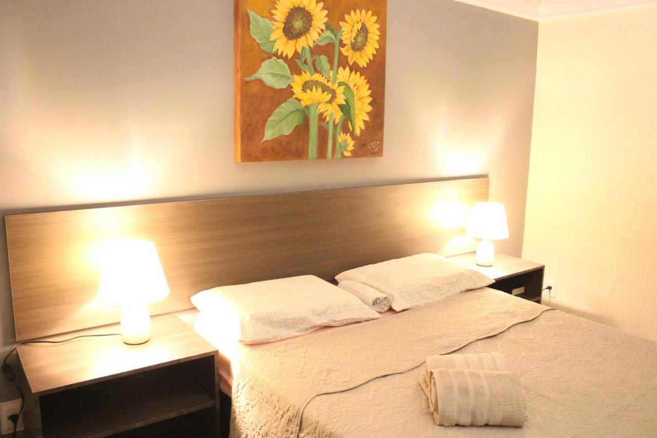 Lindo Apartamento Com Piscina - Beira Mar Apartment เฮซิเฟ ภายนอก รูปภาพ